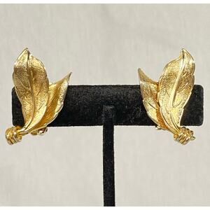 Marvela Earrings Gold Tone Leaf Design Clip Ons